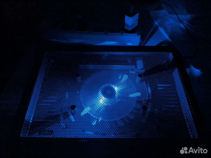 Подставка с охлаждением Trust