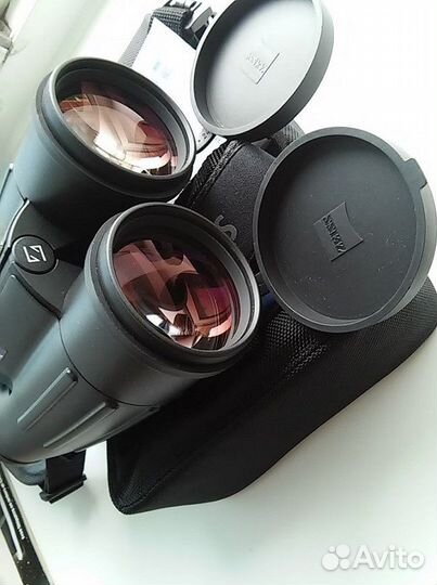 Бинокль Carl Zeiss Victory 10x42 T* FL