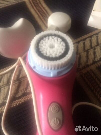 Аппарат для чистки лица Clarisonic Mia 2