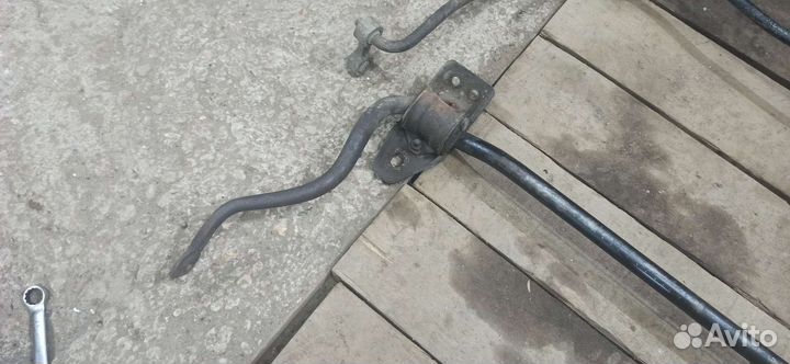 Спу стабилизатор поперечина на BMW e32