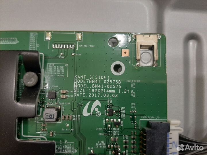 Разбор UE43M5500AU