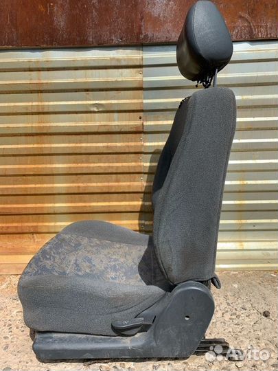 Сиденье переднее левое Chevrolet Lanos A15SMS 2007