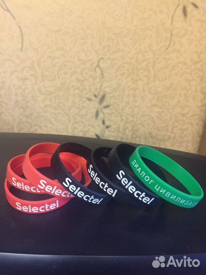 Резиновые браслеты