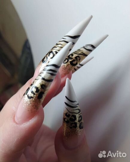 Маникюр с покрытием гель-лаком