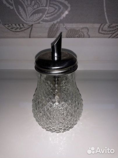 Красивая сахарница с дозатором