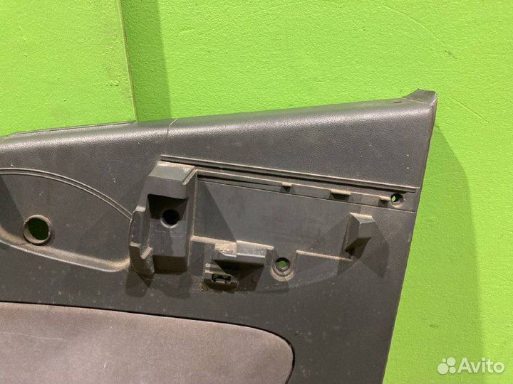 Обшивка двери iveco stralis