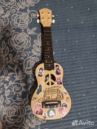 Гитара укулеле