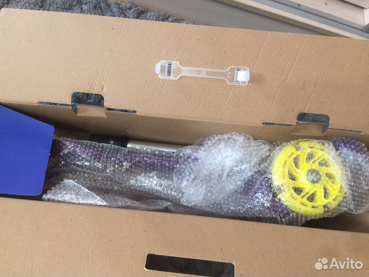 Самокат новый колеса светятся