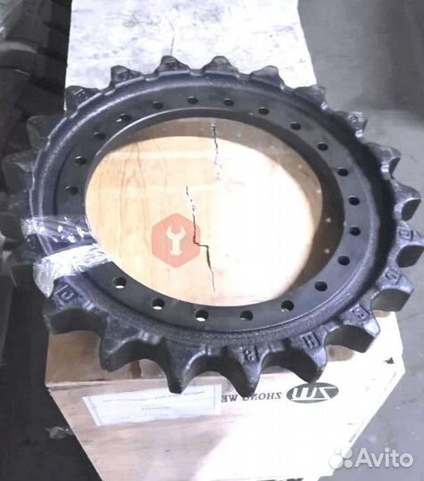 Звездочка JCB JS200lcbt2 331/J2281