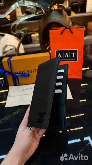 Купюрница Louis Vuitton