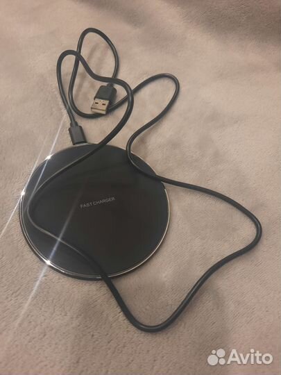 Беспроводная зарядка для телефона новая