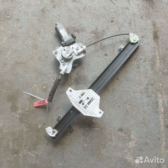 Стеклоподъёмник задний левый Ssang Young Kyron