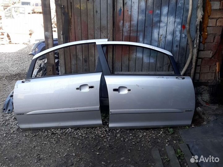 Дверь передняя правая Опель Корса Д оригинал