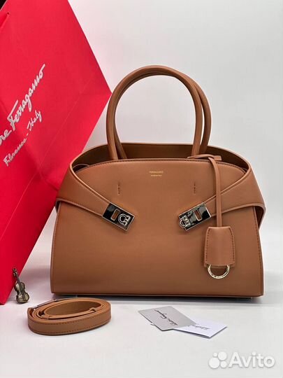 Брендовая женская сумка новая ferragamo