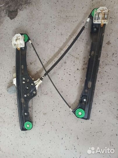 Стеклоподъемник электрический передний левый Bmw E