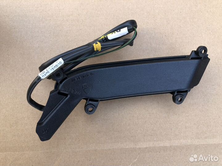 Поворотник правый Ducati Multistrada 1200