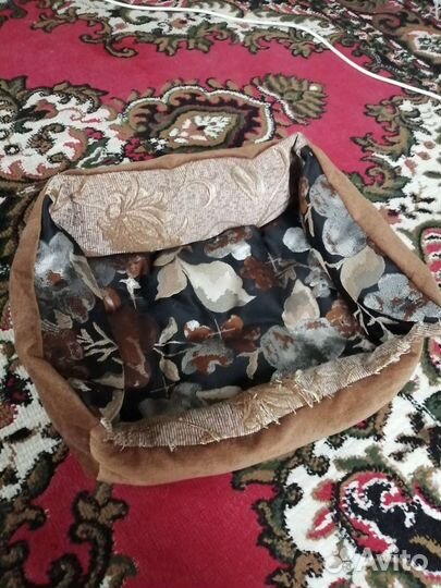 Лежанка для кошки