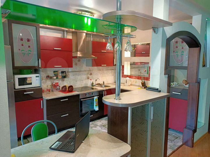 2-к. квартира, 60 м², 1/5 эт.