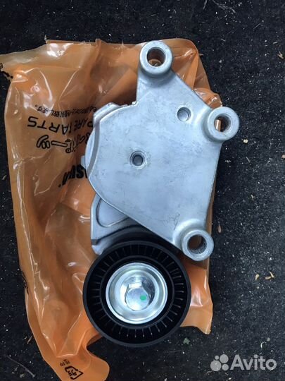 Натяжитель ремня Peugeot 206, 207; Citroen C3