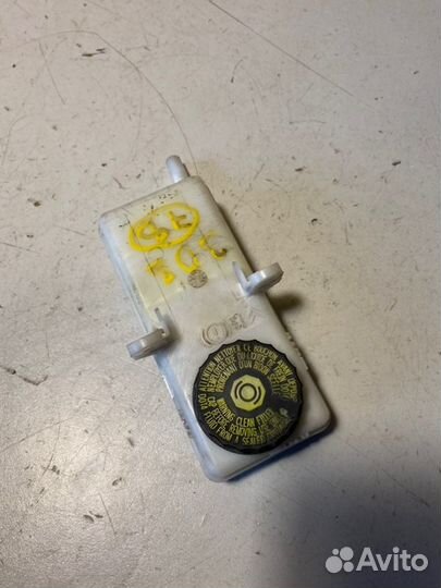 Бачок тормозной жидкости Peugeot 308 EP6