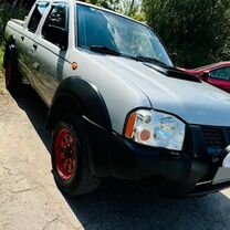 Nissan NP300 2.5 MT, 2013, 208 400 км, с пробегом, цена 1 350 000 руб.