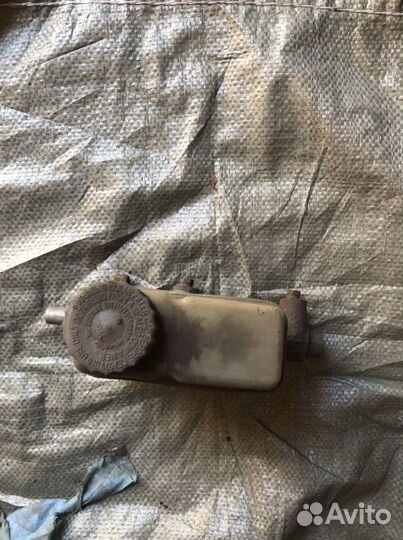 Главный тормозной цилиндр volvo 850