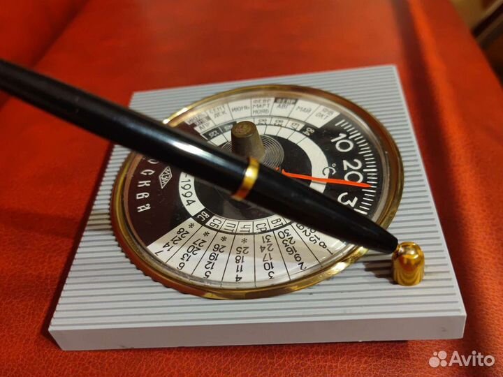 1967 Календарь, перьевая ручка, термометр