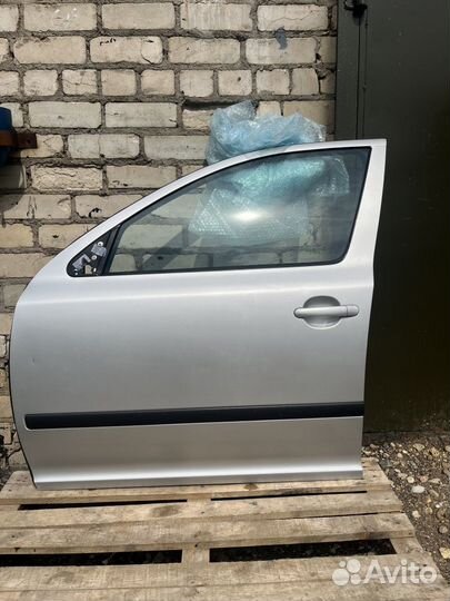Дверь передняя левая Skoda Octavia A5