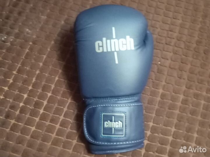 Боксерские перчатки 12 oz clinch