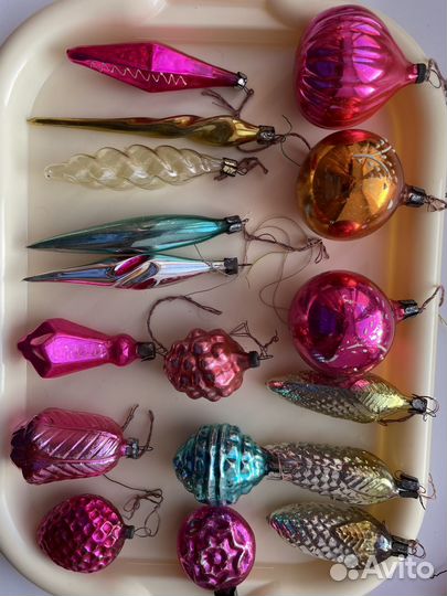 Елочные игрушки, мишура,свечи, подставка для елки