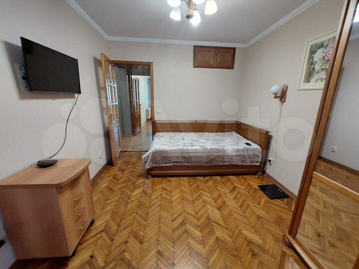 2-к. квартира, 53 м², 2/5 эт.
