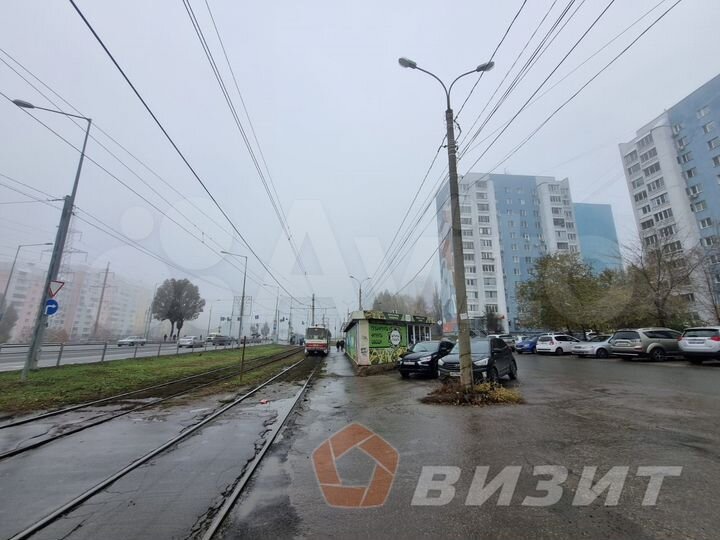 Помещение под медицинскую клинику с парковкой