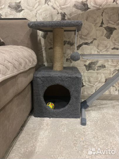 Домик для кошки с когтеточкой