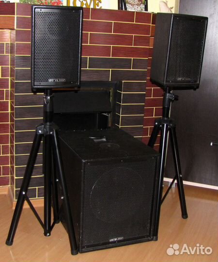 Колонки активный Сабвуфер 700W 3ш Reloop Стойки 2ш