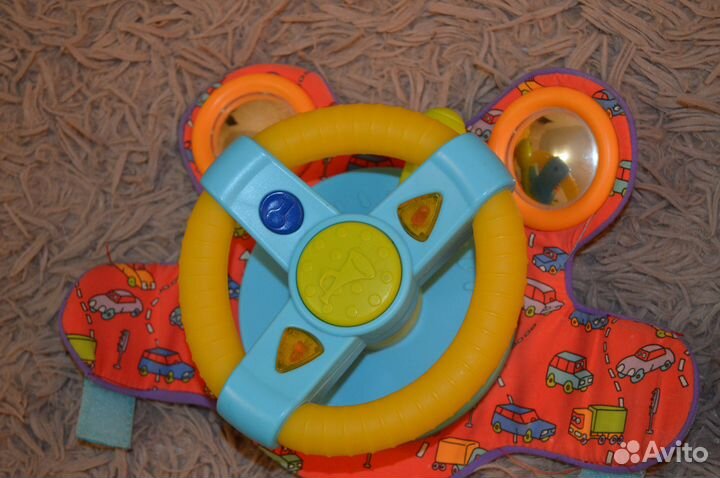 Музыкальные развивающие игрушки для малыша