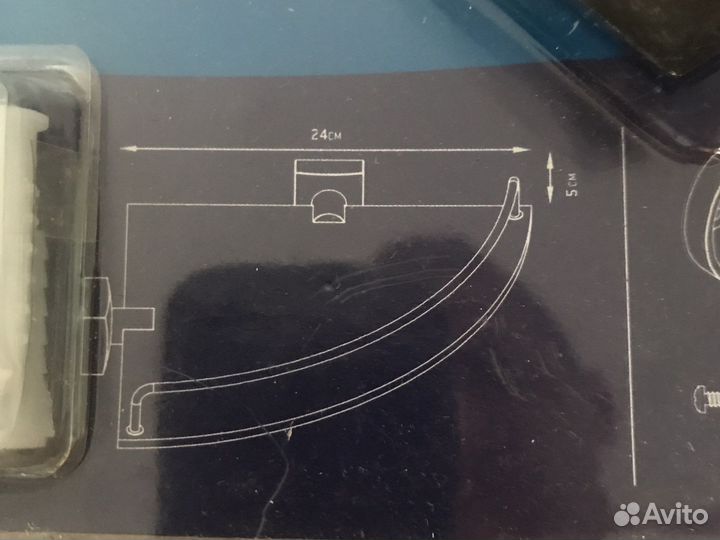 Полка стеклянная угловая