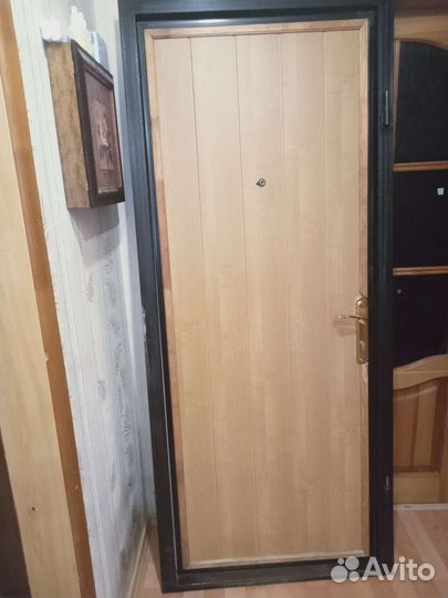 Дверь входная металлическая