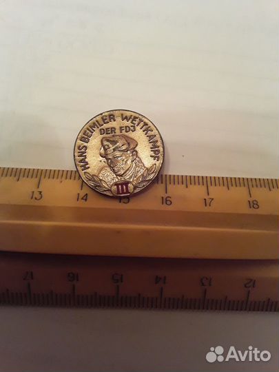 Кокарда и значки СССР