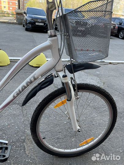 Ведосипед женский Giant с комфортной сидушкой