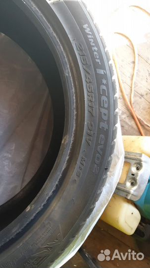 Hankook Winter I'Cept Evo 215/45 R17 91