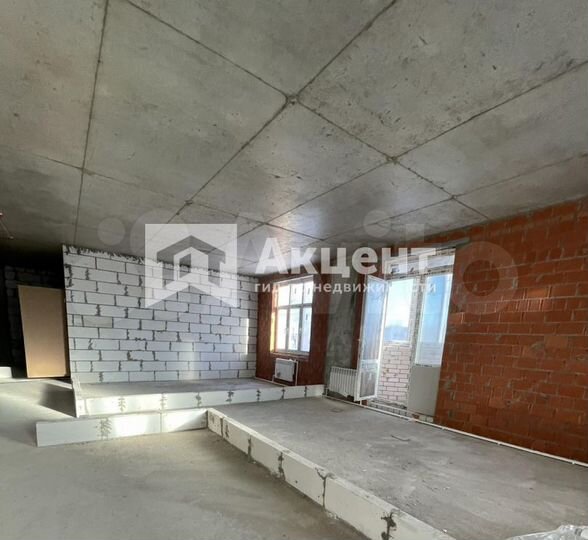 3-к. квартира, 112 м², 3/14 эт.