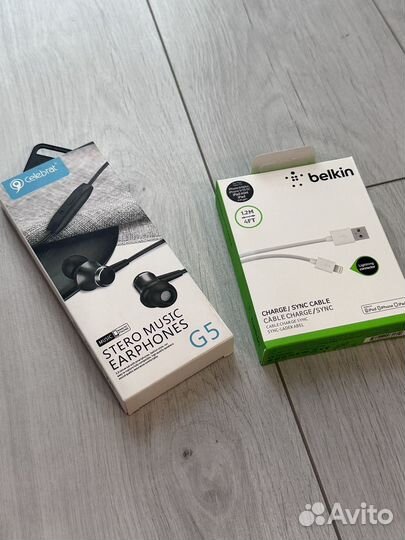 Наушники; Кабель для айфона Belkin