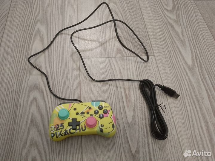 Nintendo switch Horipad Mini Pikachu (NSW-278A)