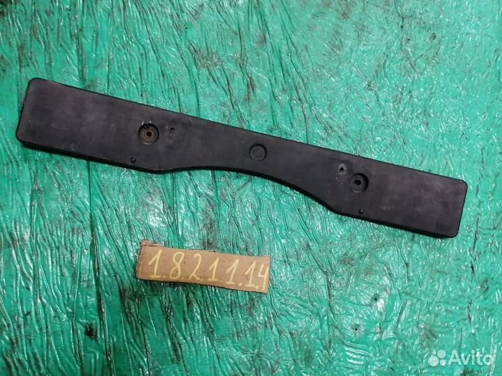 Накладка под номер Toyota Camry V50