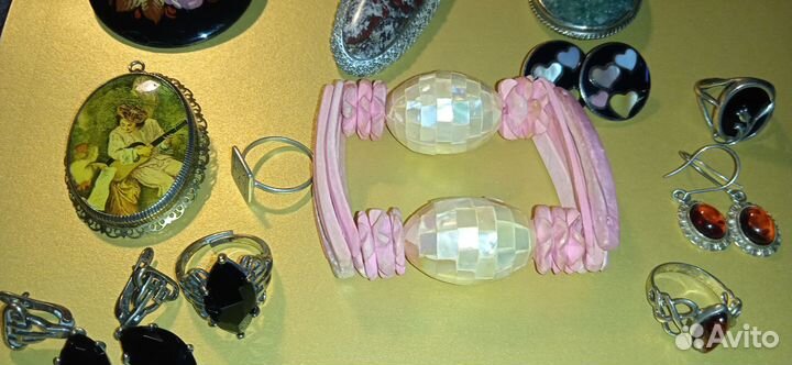 Браслет перламутр серьги брошь янтарь яшма