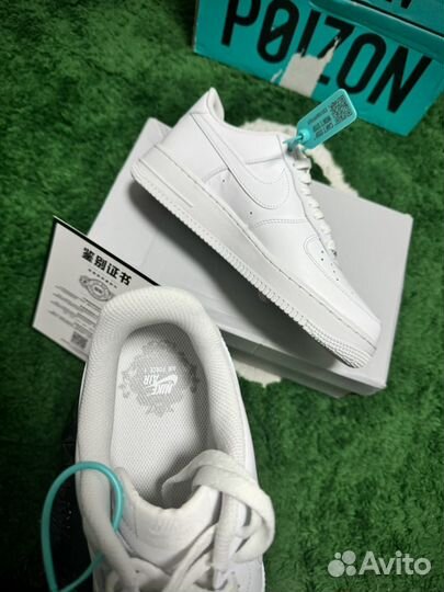 Nike Air Force 1 белые 9.5us
