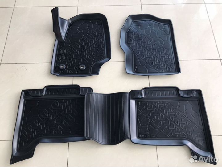 Коврики резиновые baic BJ40