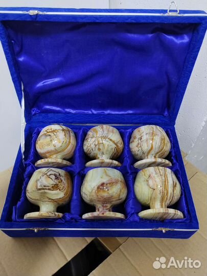 Набор бокалов из оникса