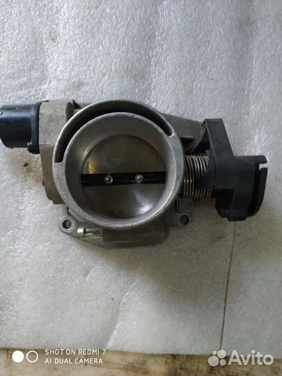 Дроссельная заслонка Jeep Liberty KJ 3.7 l