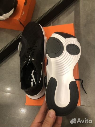 Кроссовки Nike superrep GO